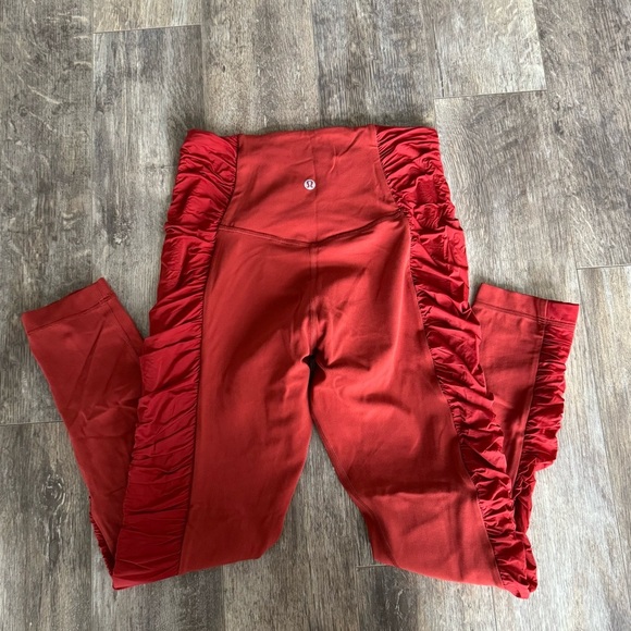 Like new! lululemon 🍋 Align HR Pant 25" *Ruched CYNN 8
Color: Cayenne - Picture 3 of 5